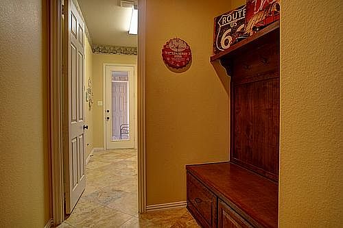 5th image of 2702 Wolf Creek Dr