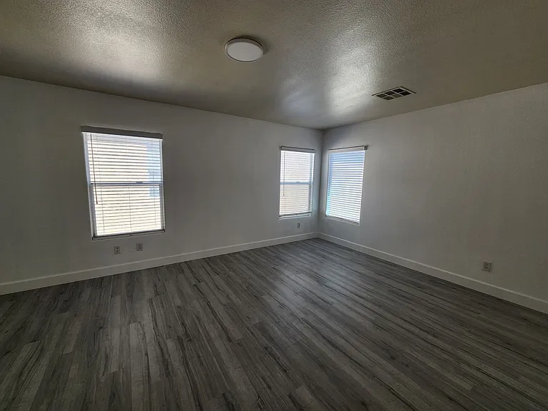 10256 Franford Ct — Photo 33
