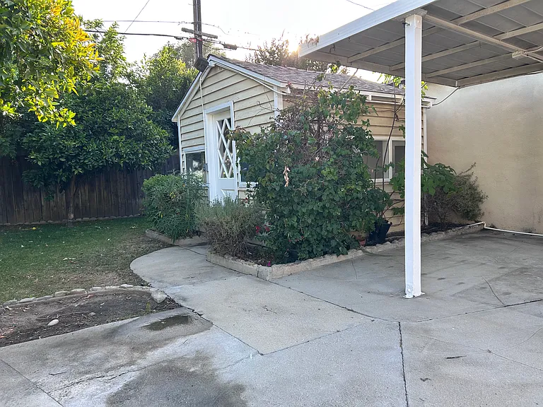 729 N Ontario St — Photo 19