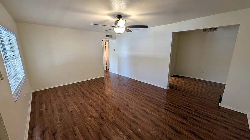 1 bed, 1.0 bath, 726 sqft, $1,295 — Photo 4