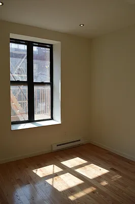 Rented by CoSo Apartments | media 10