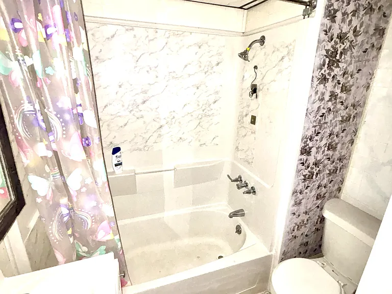 710 Chesaning St #1 — Photo 7