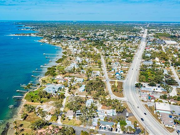 3rd image of 800 S McCall Rd