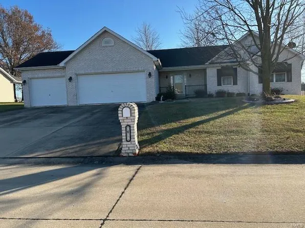 5638 Seasons Rdg, Smithton, IL 62285