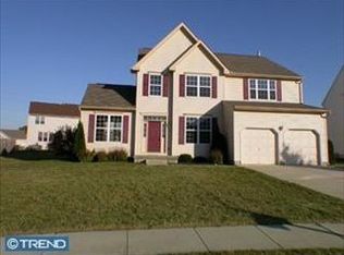 4 Turn About Ln, Sicklerville, NJ 08081