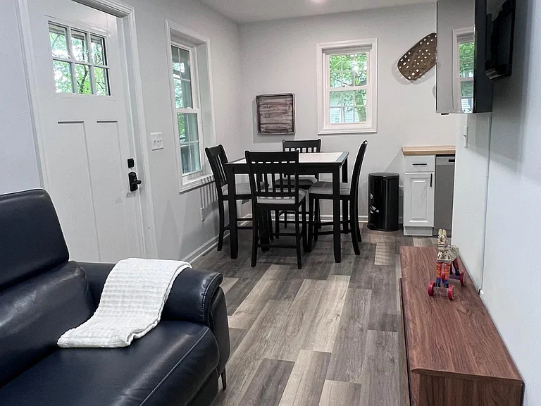 2464 Center Point Rd #A — Photo 9