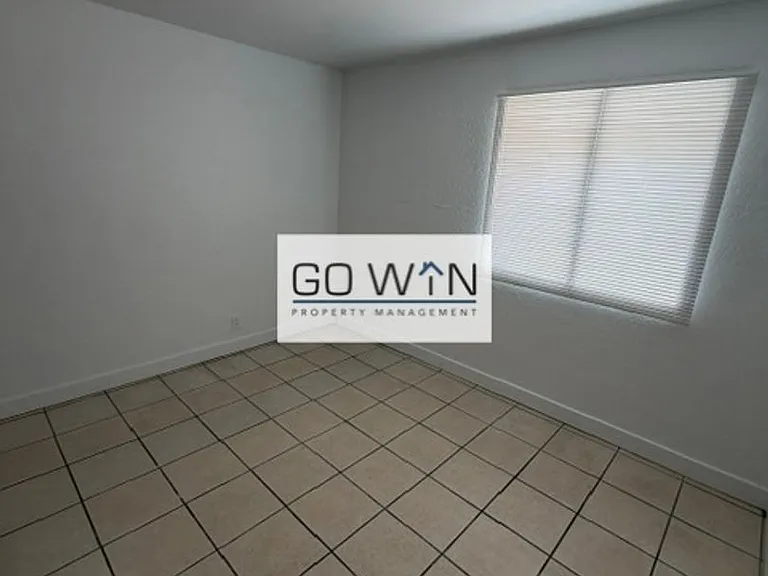 54 W Southern Ave — Photo 12