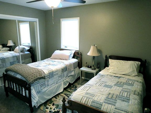4th image of 4055 S Thornapple Holw APT D