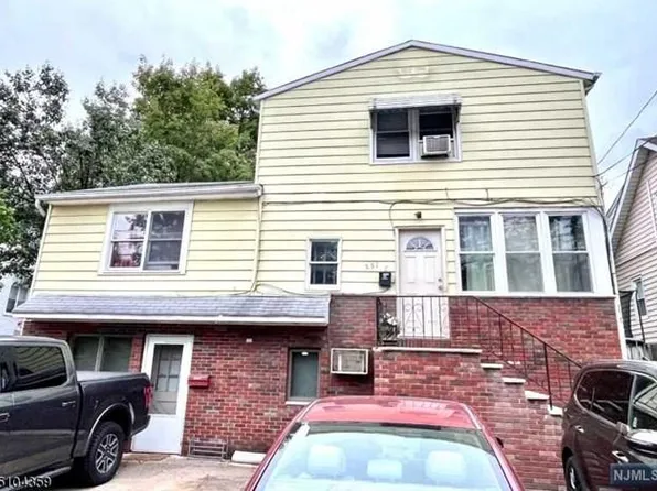 861 McBride Ave, Woodland Park, NJ 07424