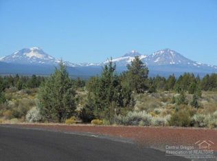 17960 Parkway Ln, Bend, OR 97703