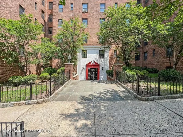 145 72nd St APT F15, Brooklyn, NY 11209