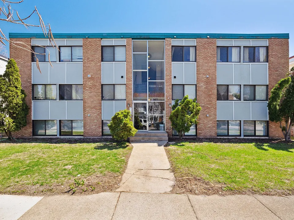 3127 Pleasant Ave.