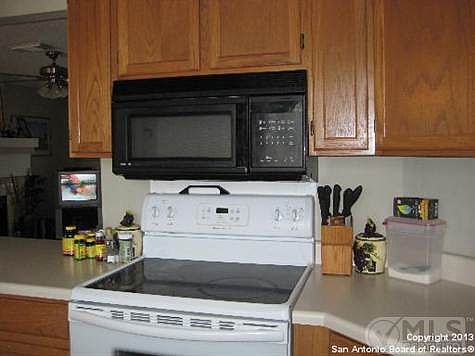 3rd image of 15402 Legend Springs Dr