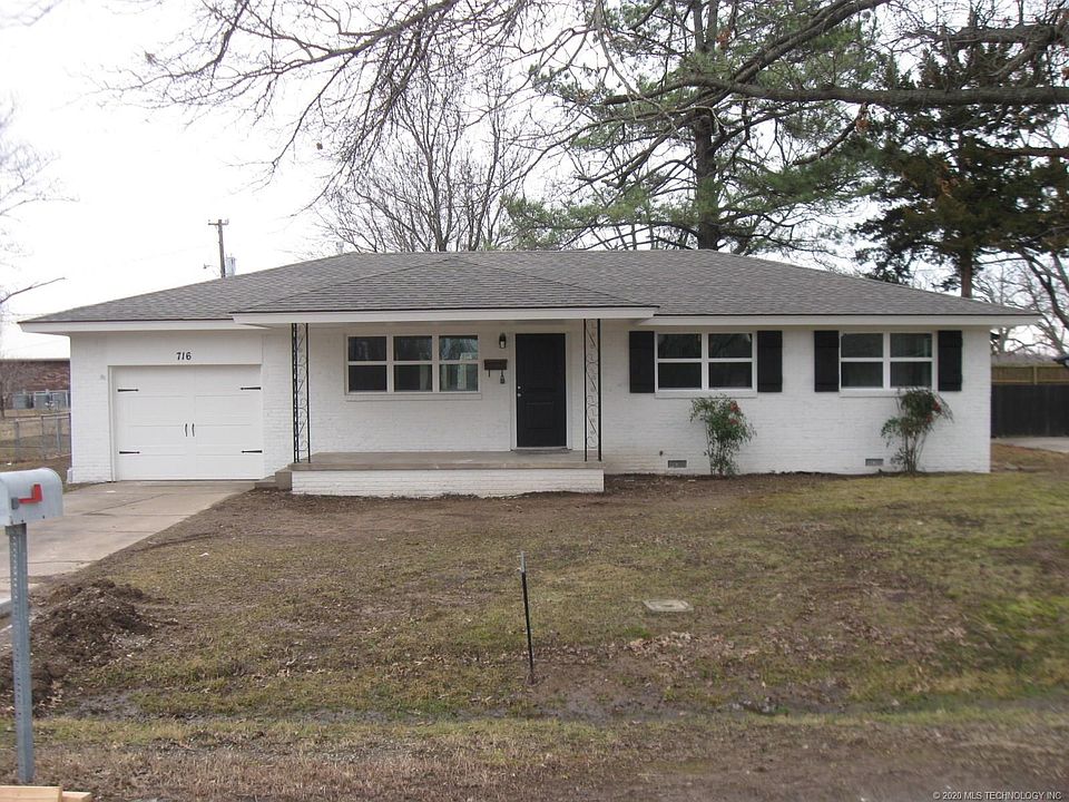 1st image of 716 S Choctaw Pl