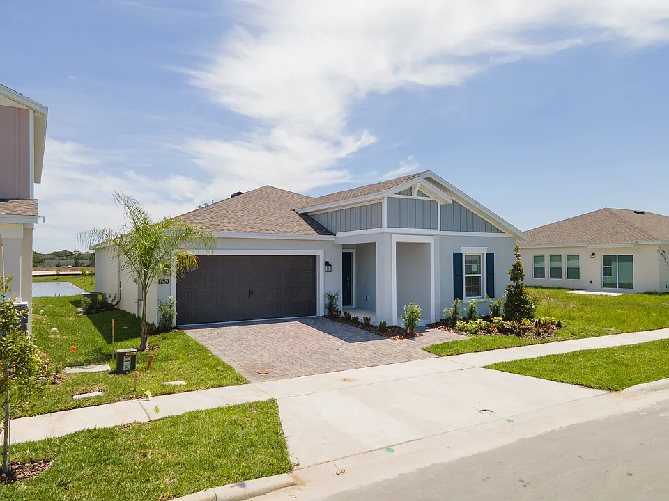 1529 Brentwood Dr