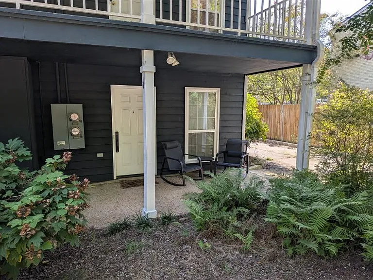 1064 N Montgomery St #A — Photo 13