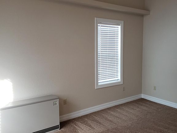 2nd image of 921 S McCabe Ln