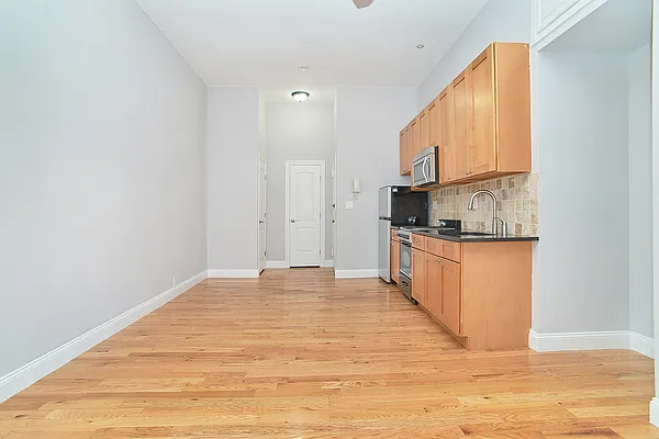 Rented by Living New York | media 10