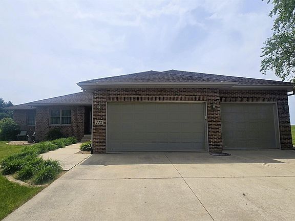 2nd image of 112 Meadow Ln