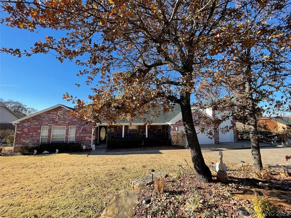 101 Pelican Dr, Mannford, OK 74044