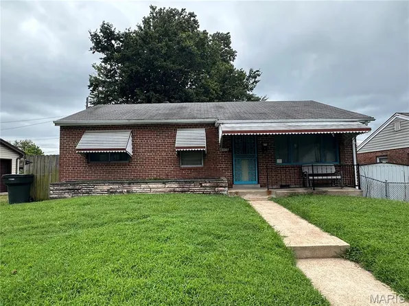 5916 Pennsylvania Ave, Saint Louis, MO 63111