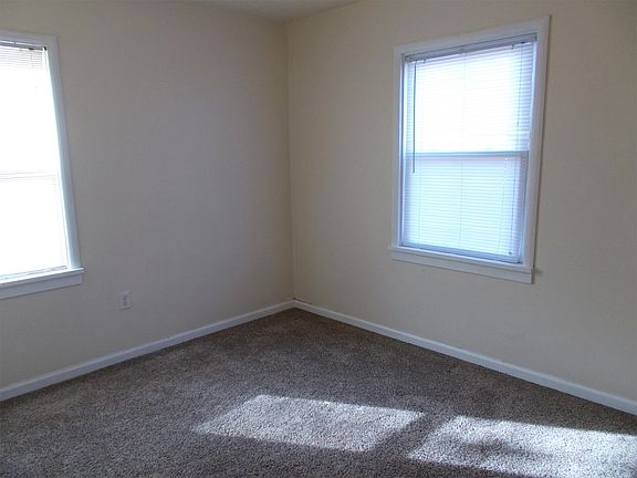 5th image of 2311 W 1st St