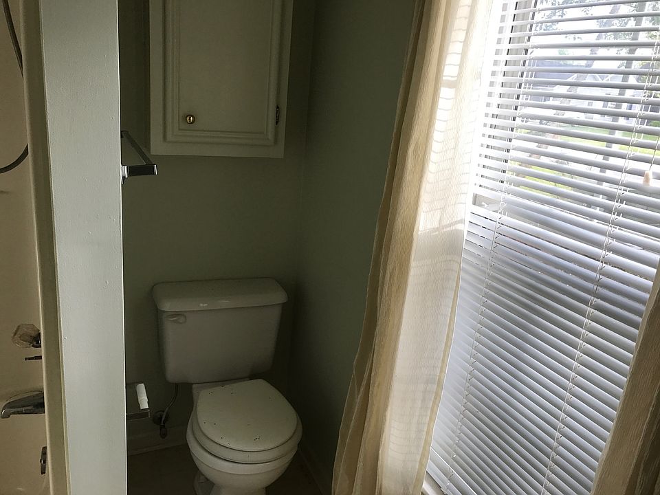 2nd image of 3643 Highland Dr