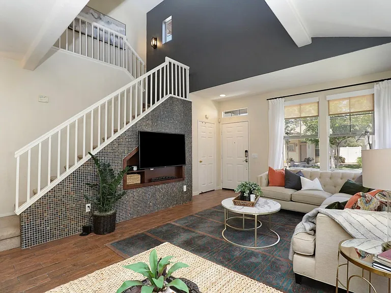 1207 Cambria Way — Photo 35