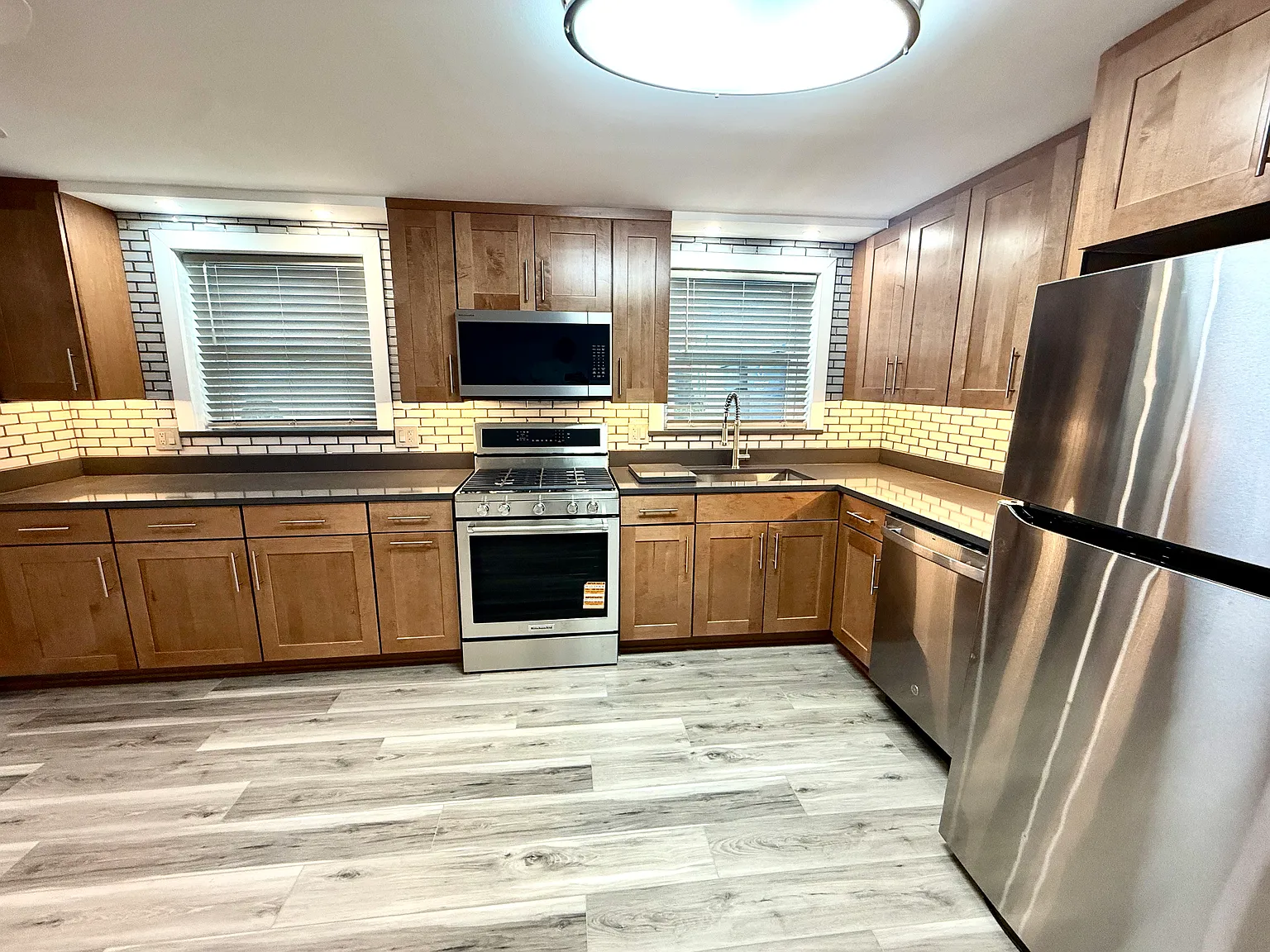 2 bed, 1050 sqft, $2,175 — Photo 4
