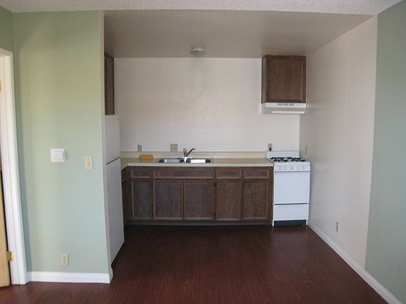 2nd image of 4035 48th St APT 16