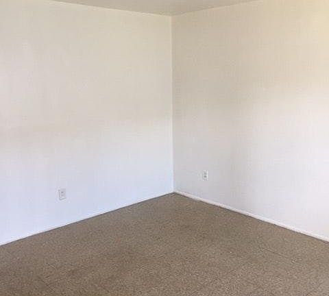 5th image of 2936 Eastlawn St