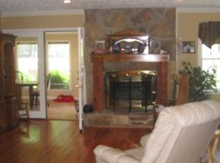 6 Dover Dr SE, Rome, GA 30161