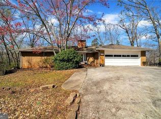 6230 Forest Village Dr, Gainesville, GA