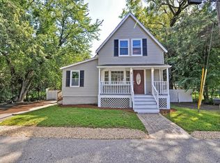 5 N Maple St, Woburn, MA 01801