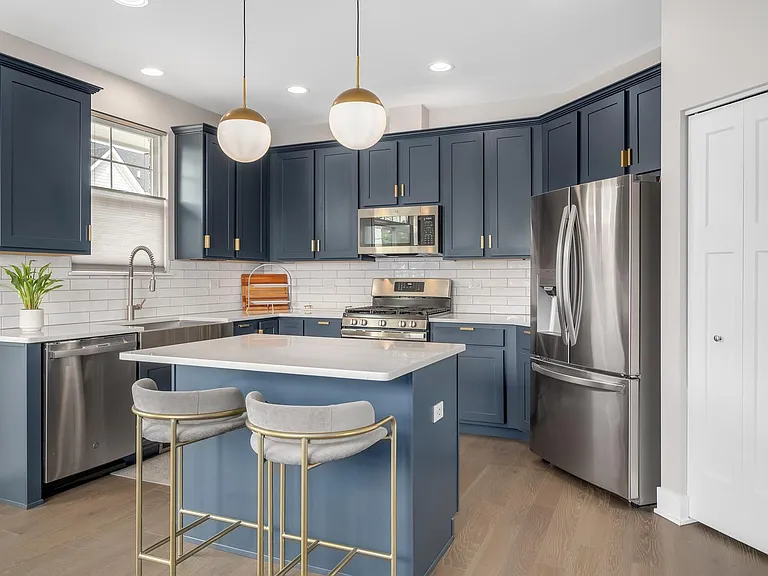 450 Bluff Ave — Photo 22