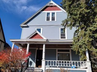 2115 E 1st St #3, Duluth, MN 55812