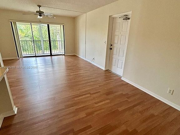 2nd image of 1113 Green Pine Blvd APT H2