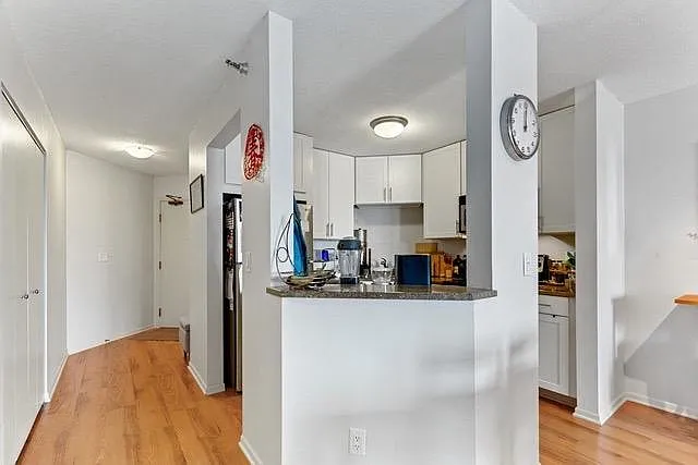 401 S 1st St #611 — Photo 8