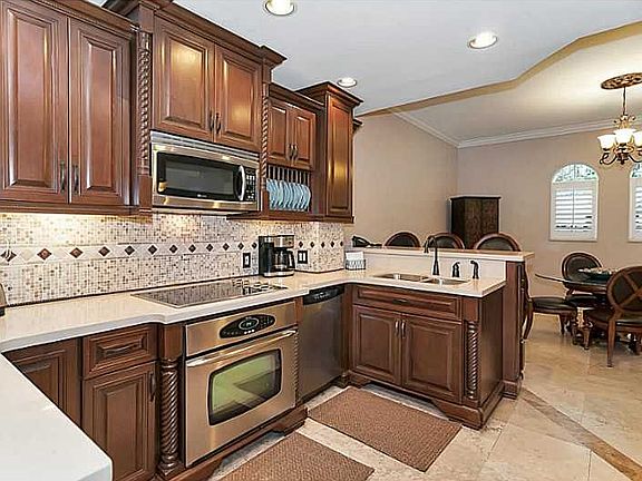 2nd image of 18430 NE 30th Pl #18430