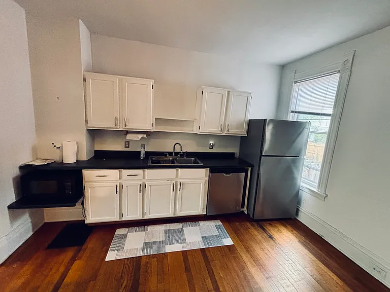 821 Fairmount St SE #821 — Photo 13
