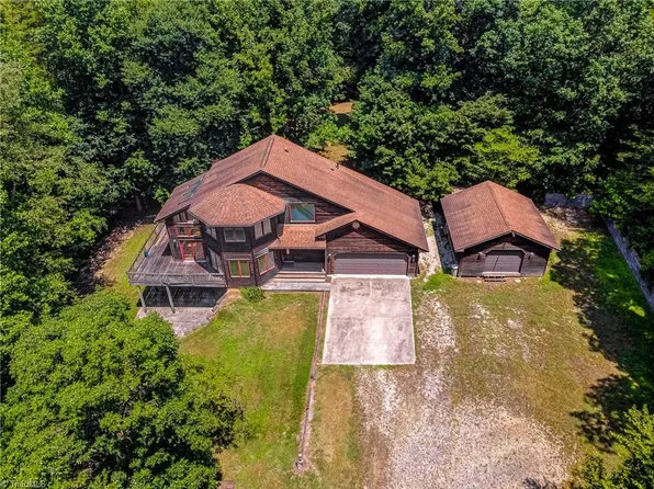 3101 Wyn Dan Ct, Greensboro, NC 27406