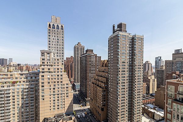 1st image of 185 E 85th St APT 32B
