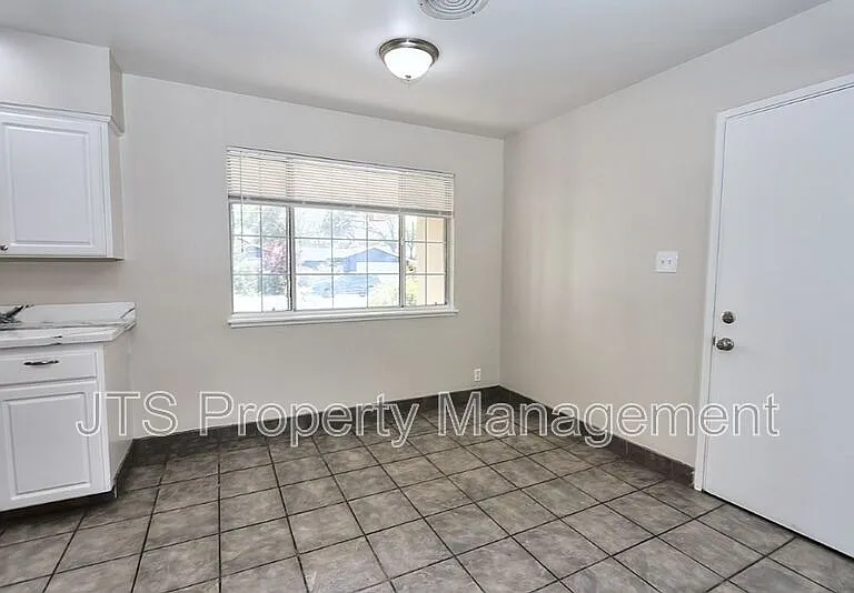 6565 S Land Park Dr — Photo 24