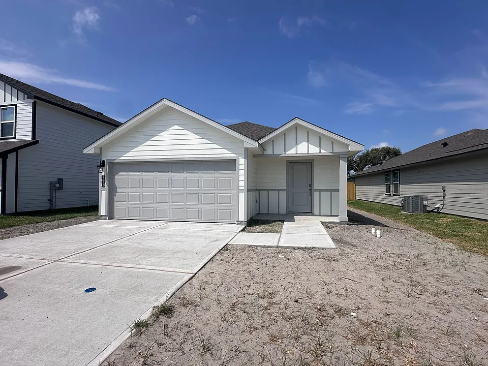 1622 Letty Ln