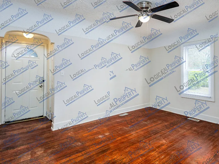 1234 E Elza Ave — Photo 8