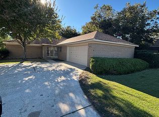 2735 N Twin City Hwy, Port Arthur, TX 77642