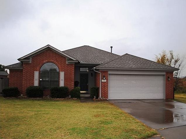 1st image of 10724 NW 36th Pl