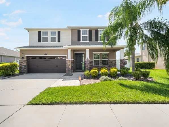 5401 Suncatcher Dr, Wesley Chapel, FL 33545