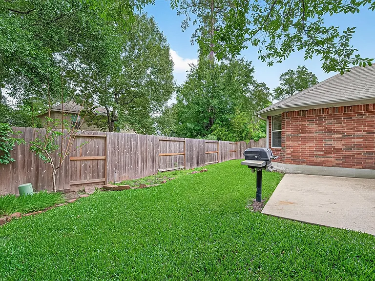 94 S Regan Mead Cir — Photo 46