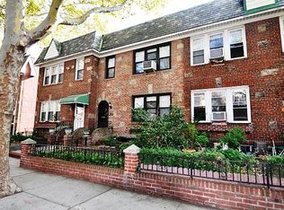 4841 40th St, Sunnyside, NY 11104
